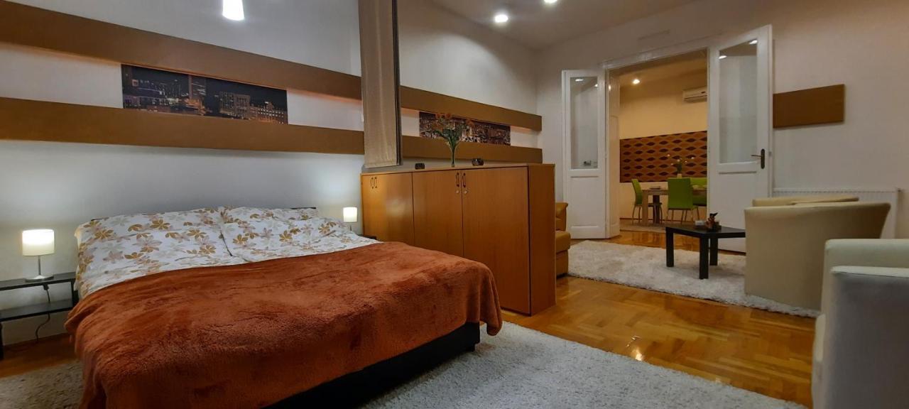 City Life Apartment Дебрецен Экстерьер фото
